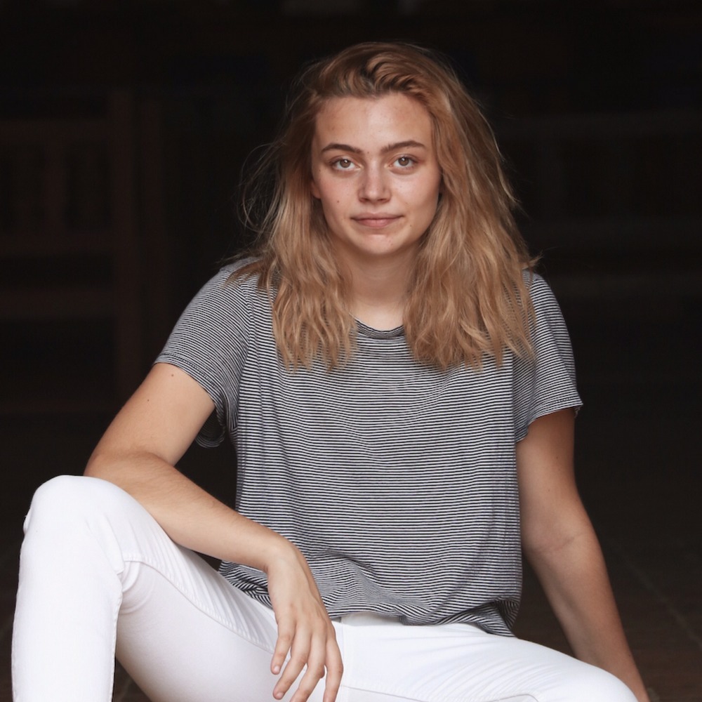 Meet your Posher, Isabella